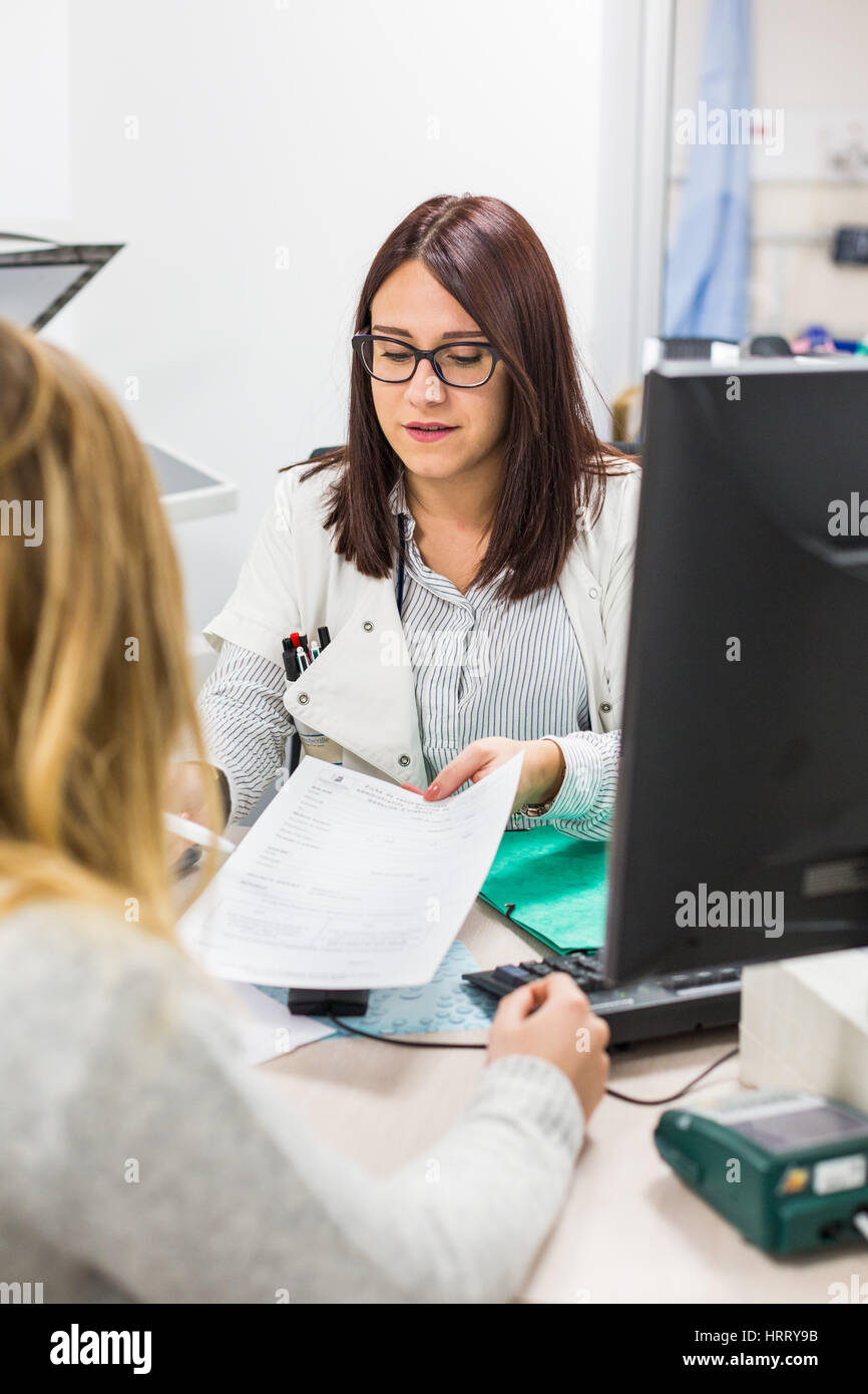 Hospital secretary hires stock photography and images Alamy