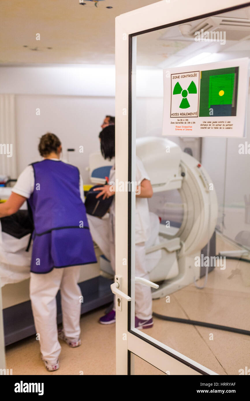 Bone scintigraphy, nuclear medicine department. Stock Photo