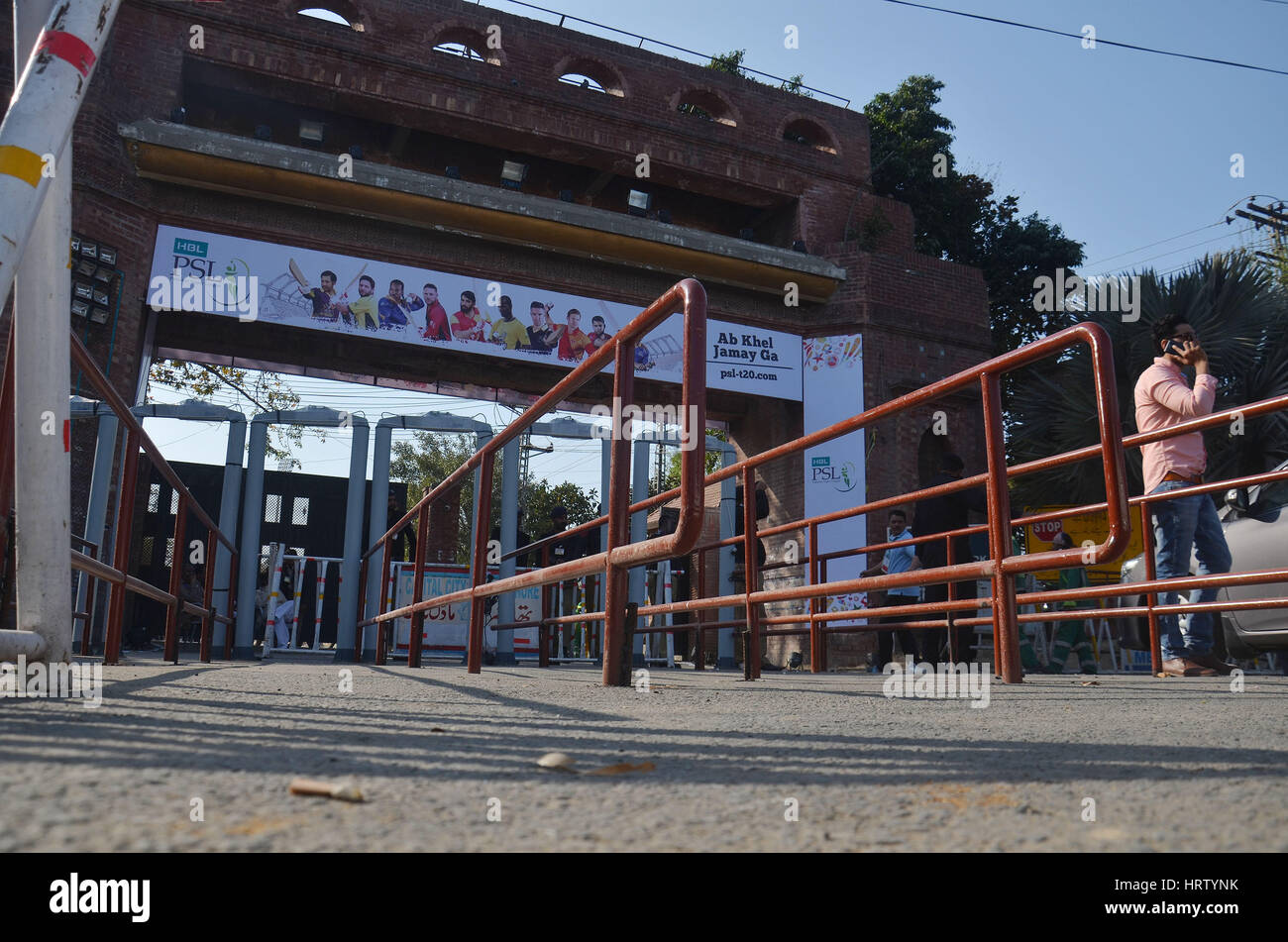 Lahore, Pakistan. 04th Mar, 2017. Pakistani technicians install ...