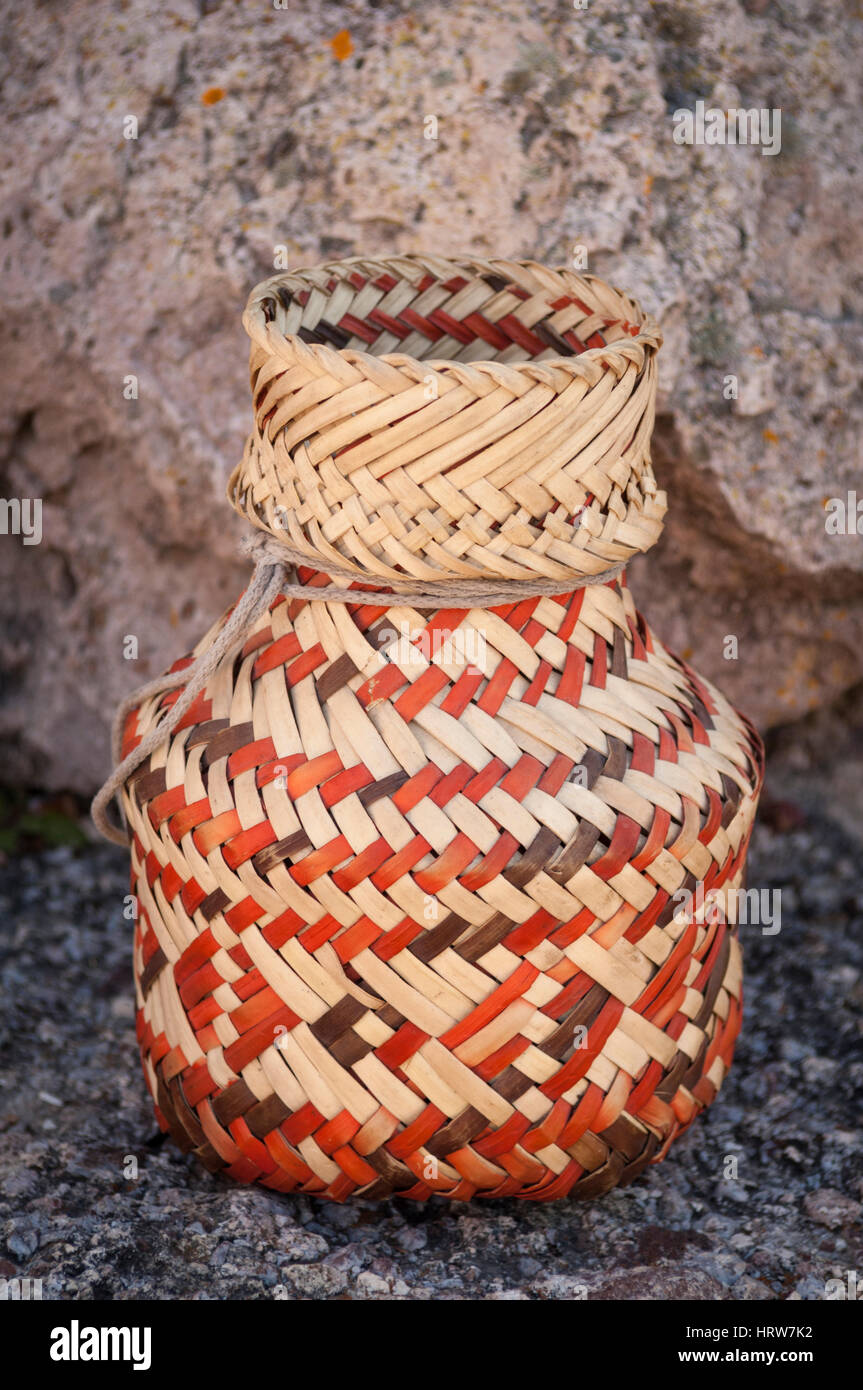 Tarahumara woven basket; Copper Canyon, Mexico Stock Photo Alamy