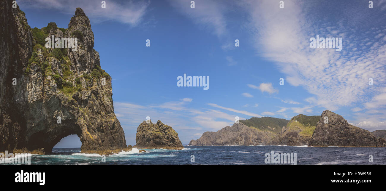 Hole in the rock hi-res stock photography and images - Alamy