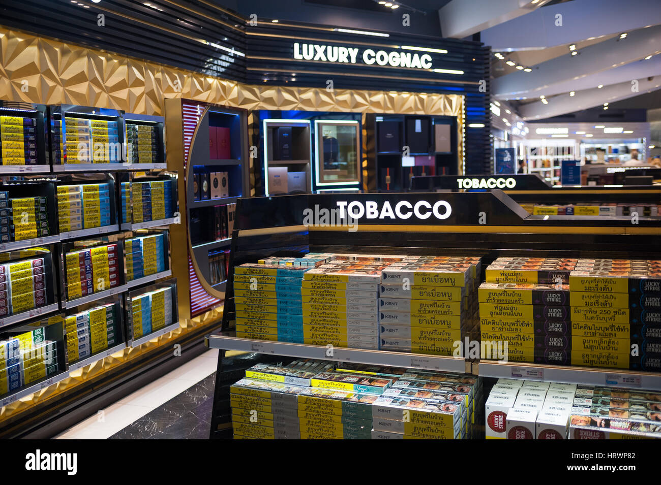 08.02.2017, Bangkok, Thailand, Asia - Shelves full of tobacco products in a duty free shop at Bangkok's Suvarnabhumi Airport. Stock Photo