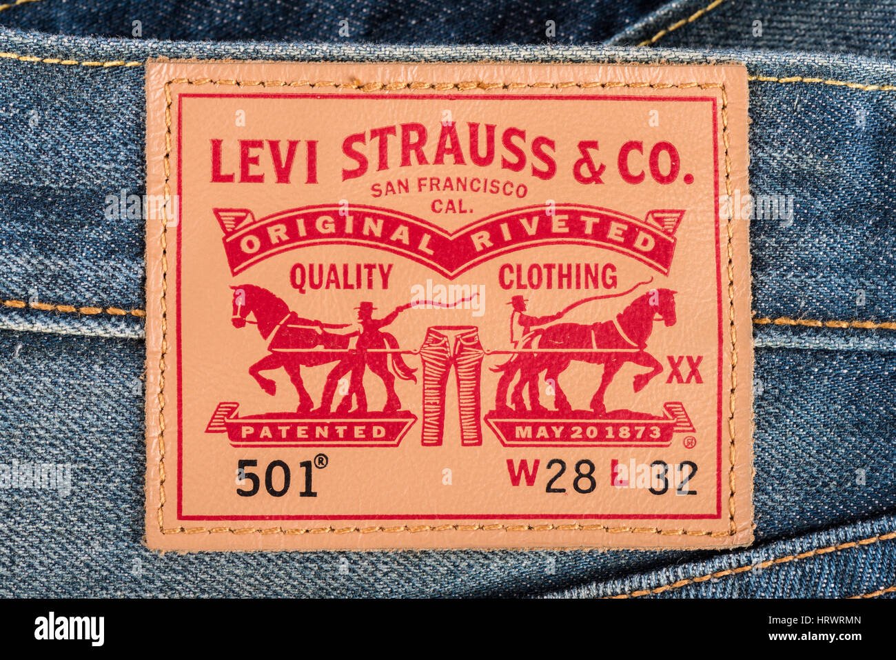 levi's leather label