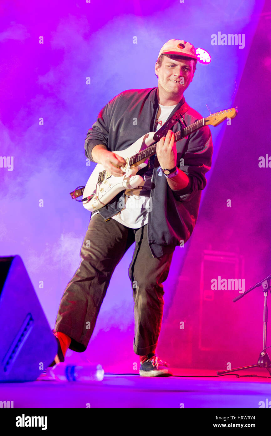 Page 2 Mac Demarco Music High Resolution Stock Photography And Images Alamy