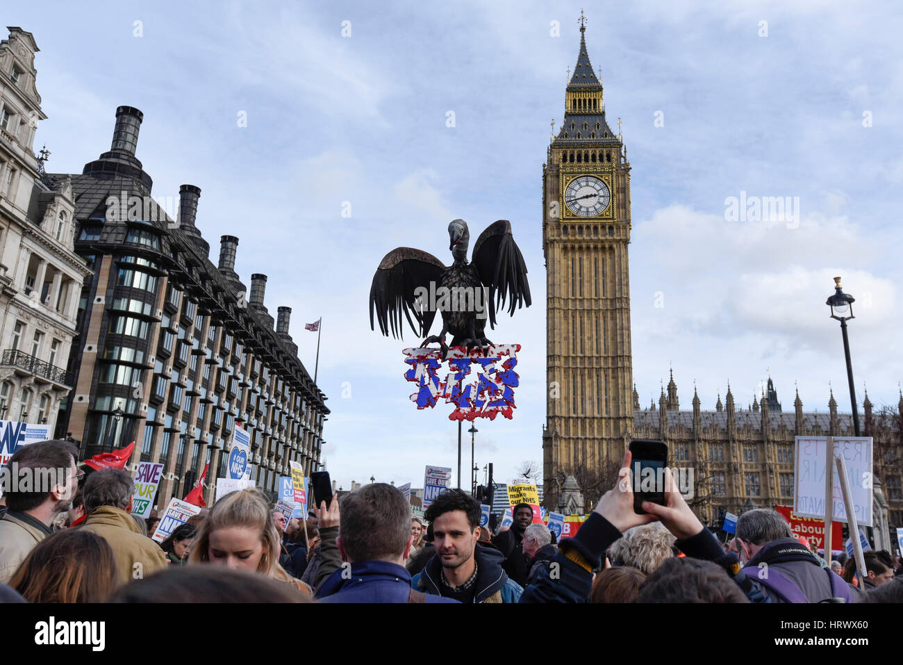 London, UK.  4 March 2017.  Thousands take part in a 'Save the NHS' rally, many carrying placards and signs.  Demonstrators protested against funding cuts, marching from Tavistock Square to Parliament Square.   Credit: Stephen Chung / Alamy Live News Stock Photo