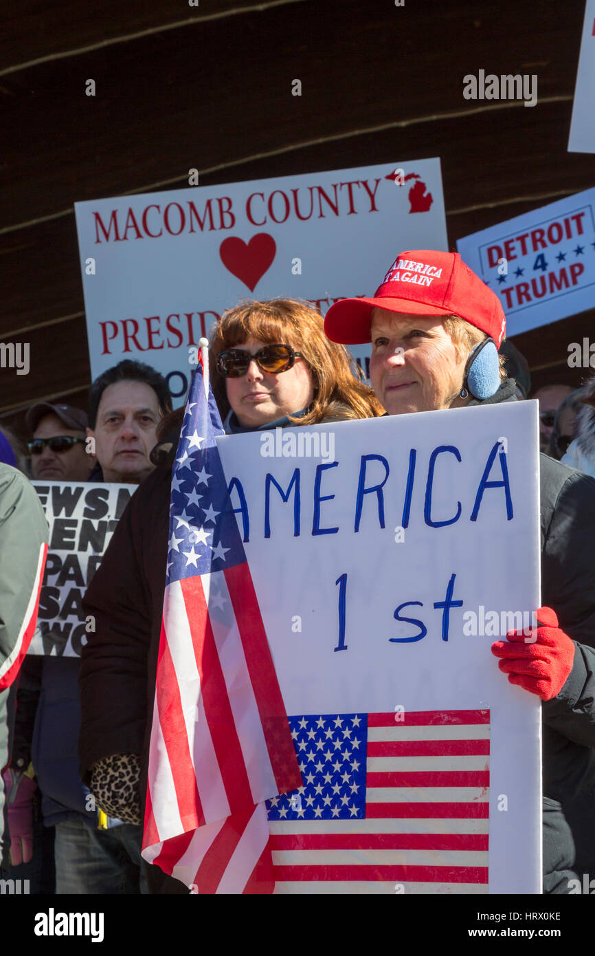 Sterling Heights, Michigan, USA. 4th Mar, 2017. Supporters of President Donald Trump at a 'March 4 Trump' in Macomb County, Michigan. Credit: Jim West/Alamy Live News Stock Photo