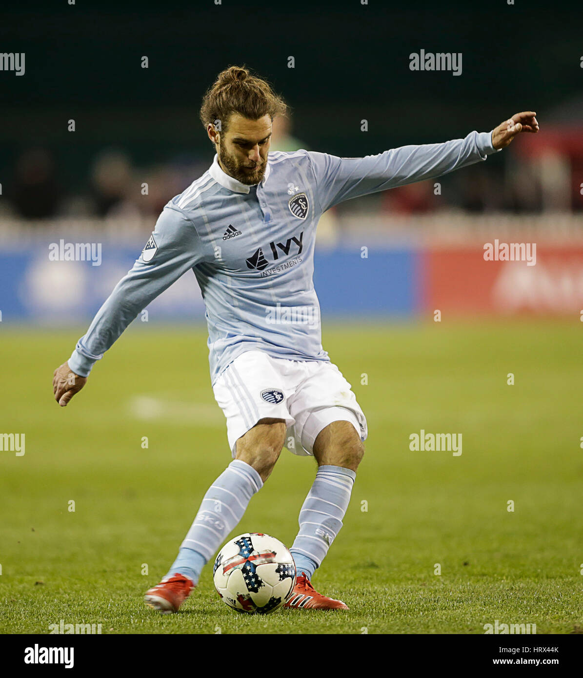 March 4, 2017: Sporting KC Defender #8 Graham Zusi during an MLS soccer match between the D.C. United and the Sporting KC at RFK Stadium in Washington DC. The match ends in a tie. Justin Cooper/CSM Stock Photo