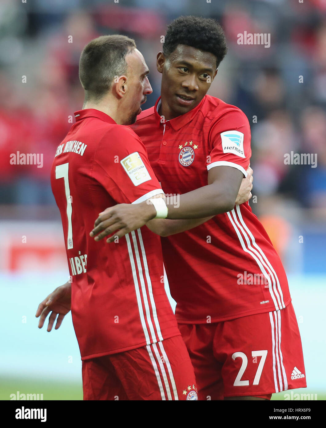 Cologne, Germany. March 4, 2017.  Bundesliga matchday 23, 1. FC Koeln - FC Bayern Muenchen:  Umarmung Franck Ribery (Muenchen, L) with David Alaba.                    © Juergen Schwarz/Alamy Live News Stock Photo