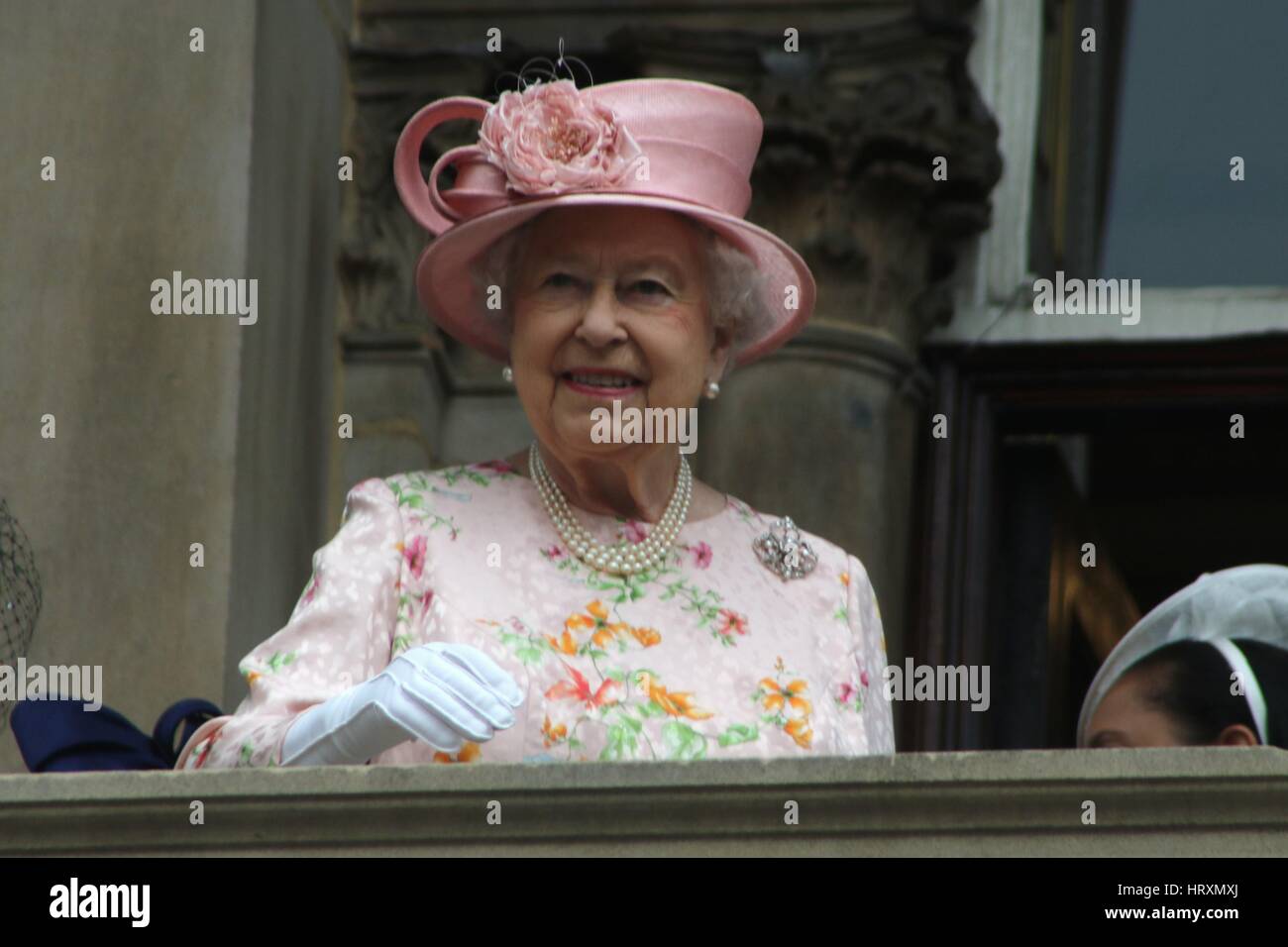 HM Queen Elizabeth II and HRH the Duke of Edinburgh visit Liverpool, Merseyside. They arrive on the Royal Train at Liverpool Lime Street Station 2016 Stock Photo