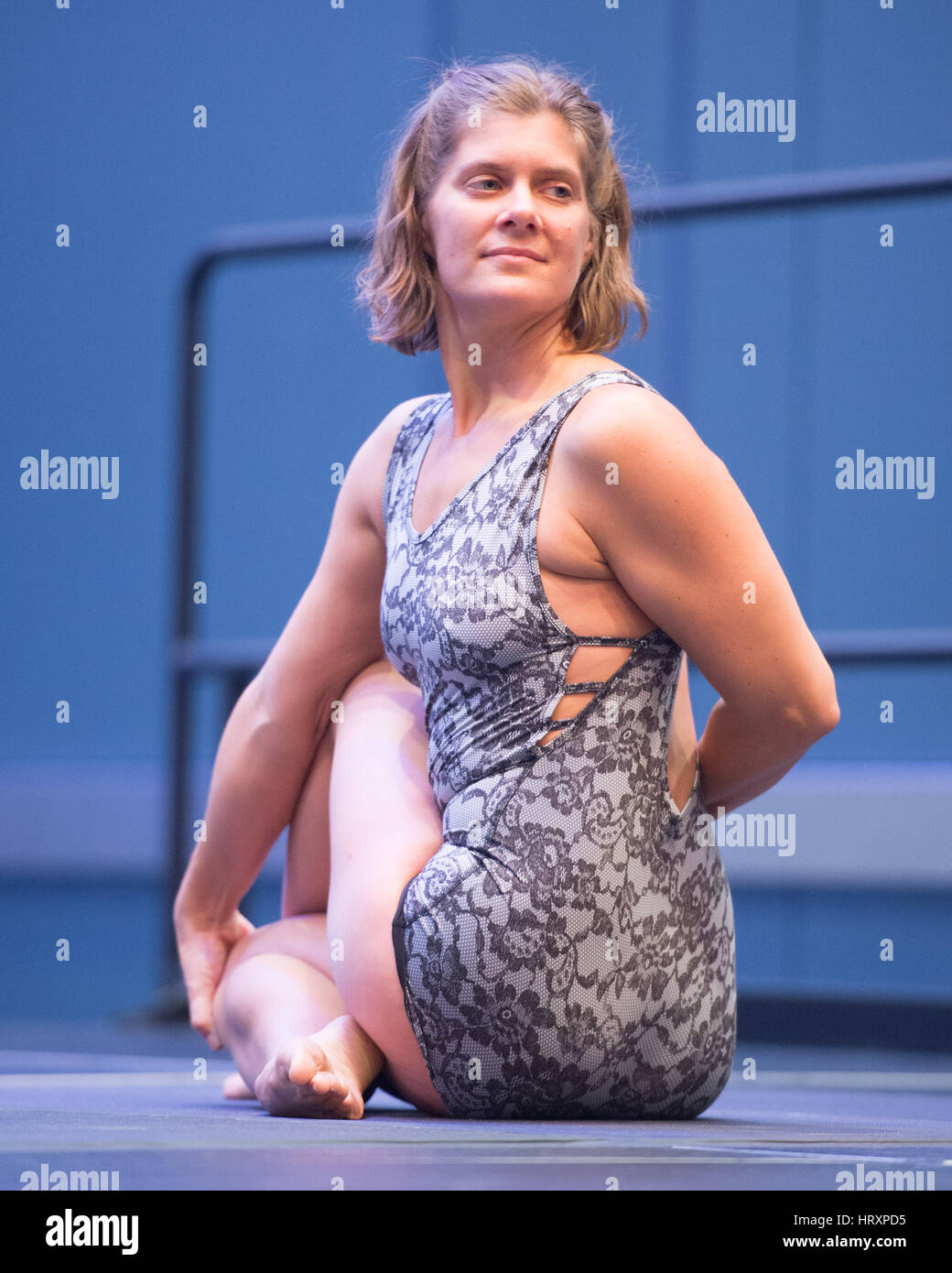 Competitive yoga asana hi-res stock photography and images - Alamy