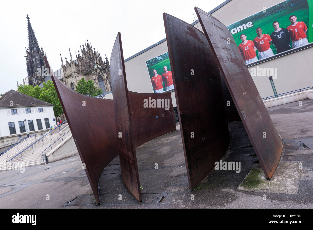 Richard Serra large public sculpture, Intersection, 1992, which stands