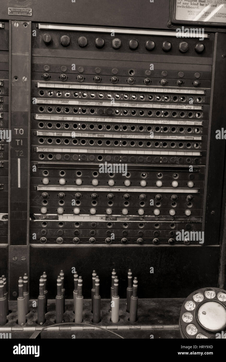 Switchboard operator vintage hires stock photography and images Alamy