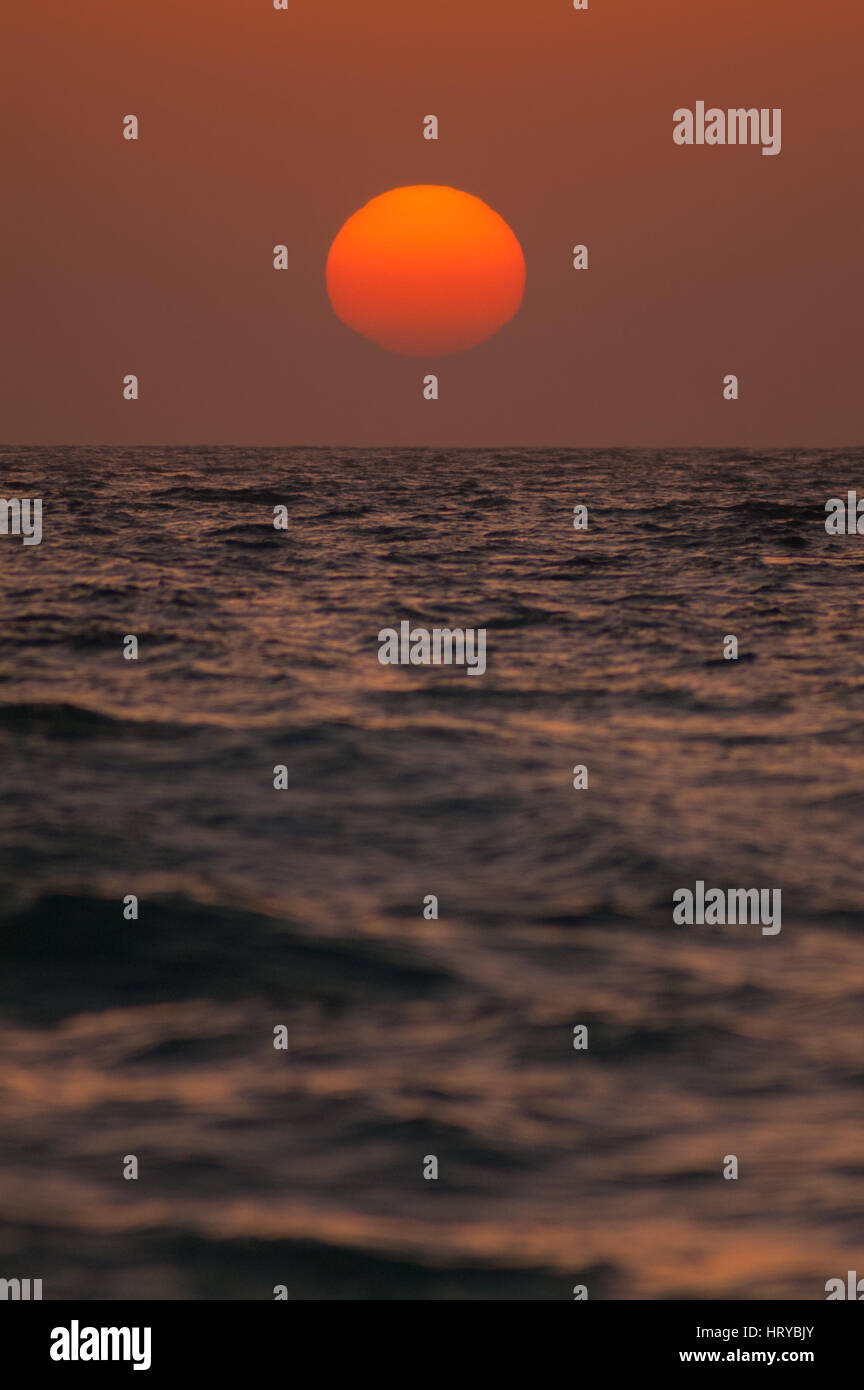 Approaching horizon hi-res stock photography and images - Alamy