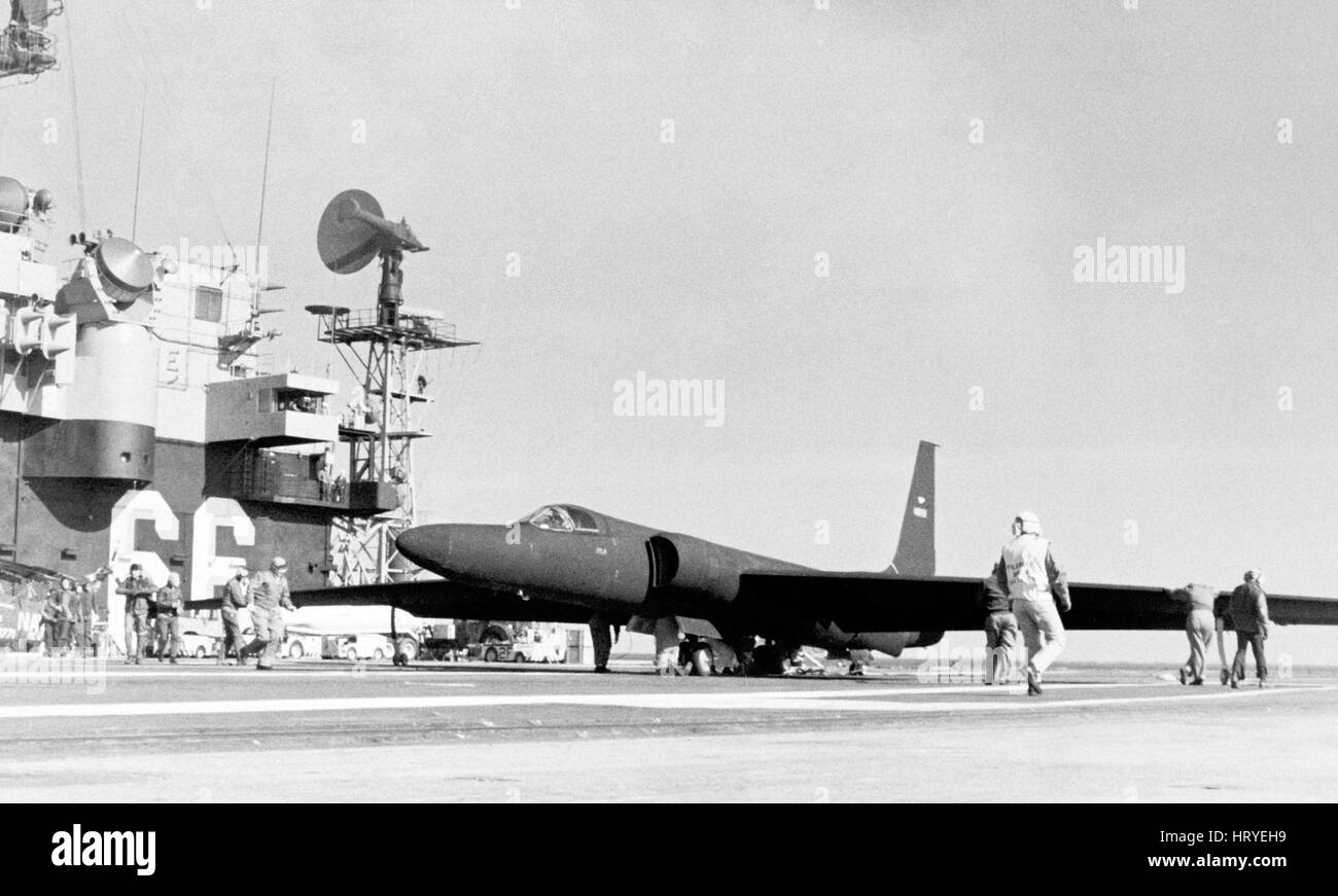 LOCKHEED U-2 reconnaissance aircraft preparing to launch from the USS America in October 1984. Photo US Navy Stock Photo