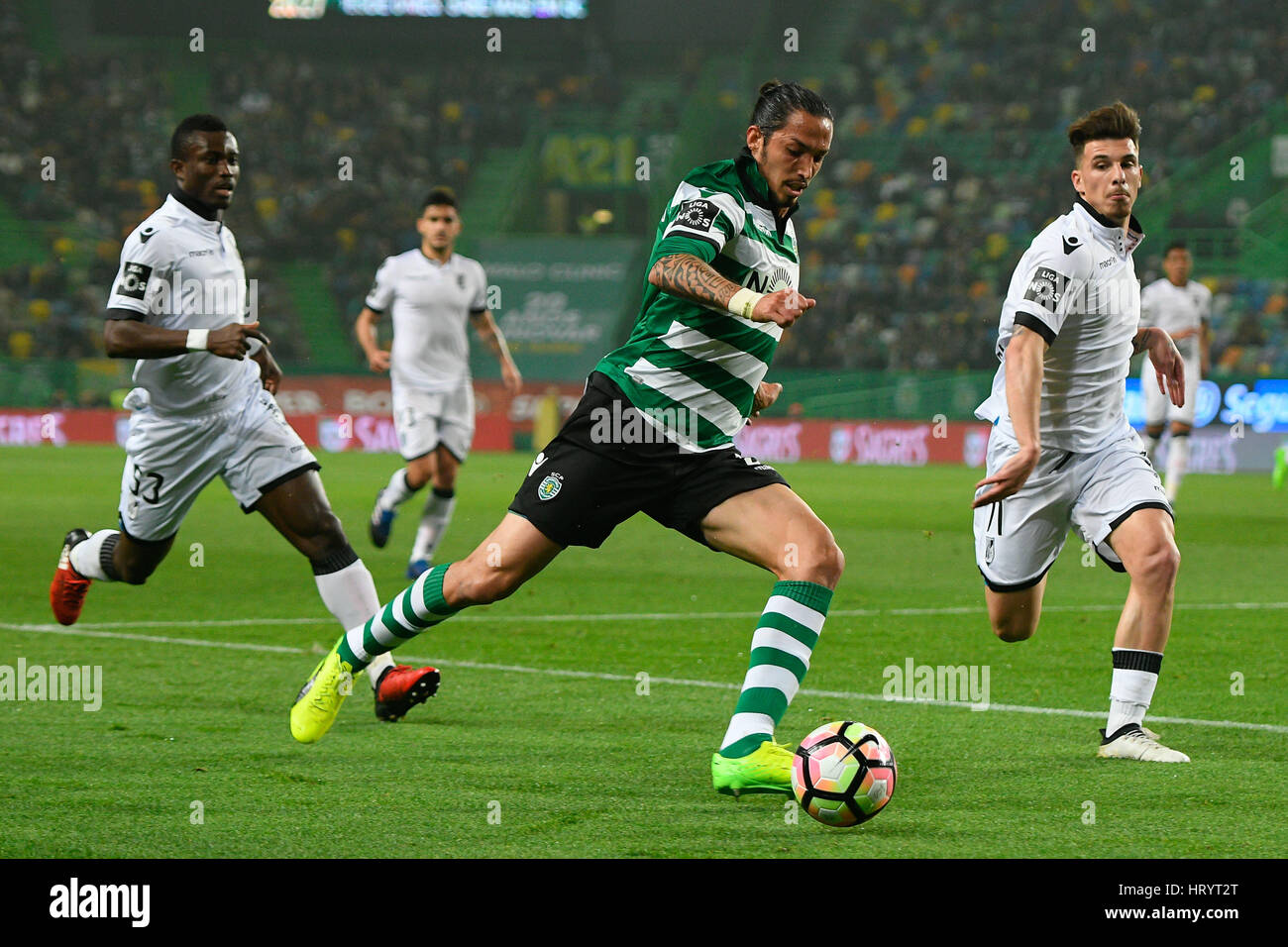 Portugal, Lisbon, Mar. 05, 2017 - FOOTBALL - Schelotto, Sporting defender, in action during match between Sporting Clube de Portugal and Vitória Guimarães for Portuguese Football League match at Estádio Alvalade XXI, in Lisbon, Portugal. Credit: Bruno de Carvalho/Alamy Live News Stock Photo