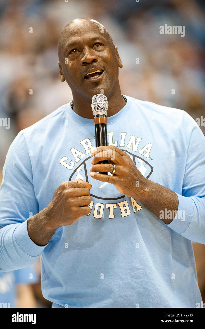 March 04, 2017 - Chapel Hill, North Carolina; U.S. - Legendary Basketball Player MICHAEL JORDAN speaks to the sold out audience during half time as the University of North Carolina Tarheels defeat the Duke Blue Devils with a final score of 90-83 as they played mens college basketball at the Dean Smith Center located in Chapel Hill. Copyright 2017 Jason Moore. Credit: Jason Moore/ZUMA Wire/Alamy Live News Stock Photo