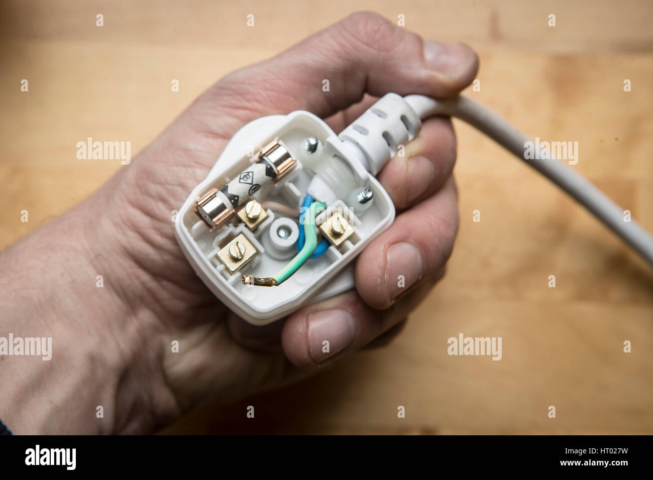 Earth Wire Stock Photos & Earth Wire Stock Images Alamy