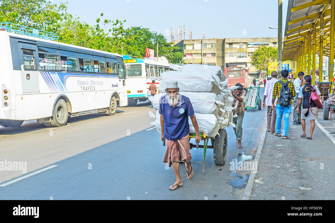 Colombo Sri Lanka Bus Station High Resolution Stock Photography and ...