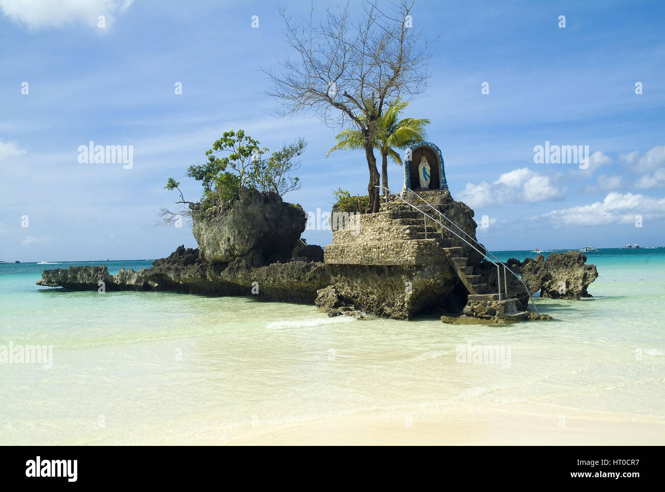 Willy's rock am White Beach, Boracay, Philippinen - Willy's rock in White Beach, Boracay, Philippines Stock Photo