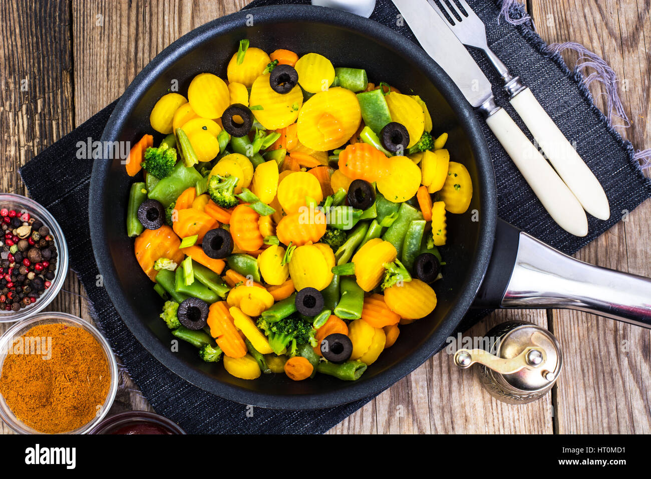Stewed vegetable mix with olives Stock Photo Alamy