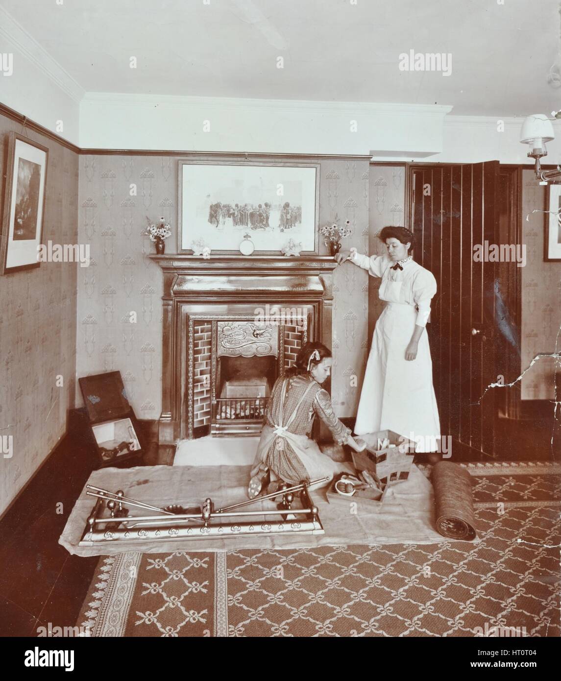 Housewifery Centre, Dulwich Hamlet School, Dulwich Village, London, 1907. Artist: Unknown. Stock Photo