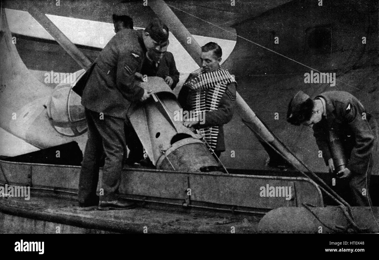 During wwii british aircraft hi-res stock photography and images - Alamy