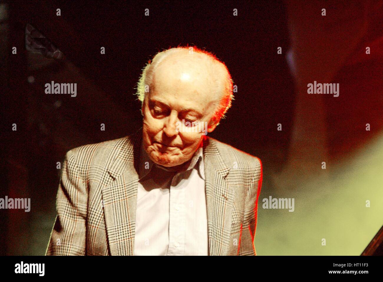 john bunch net worth - Ilustrasi 3