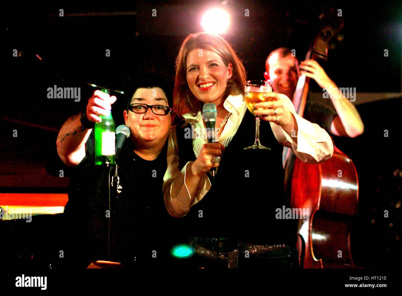 Clare Teal and Lea DeLaria, Pizza Express, London, 2004.  Artist: Brian O'Connor Stock Photo