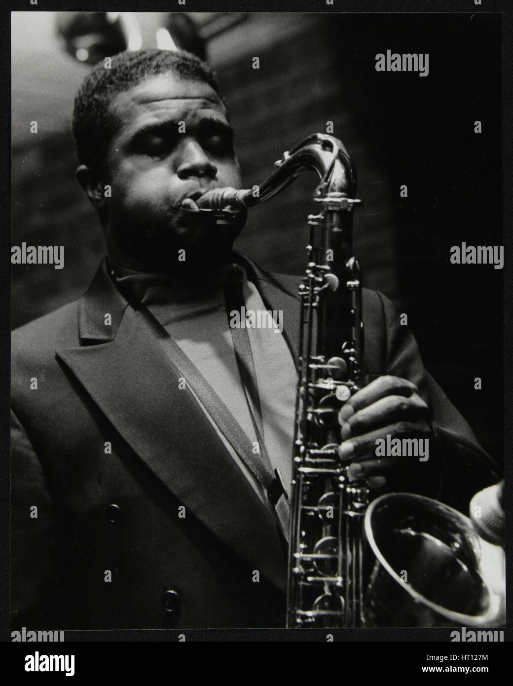 Rickey Woodard playing tenor saxophone at The Fairway, Welwyn Garden