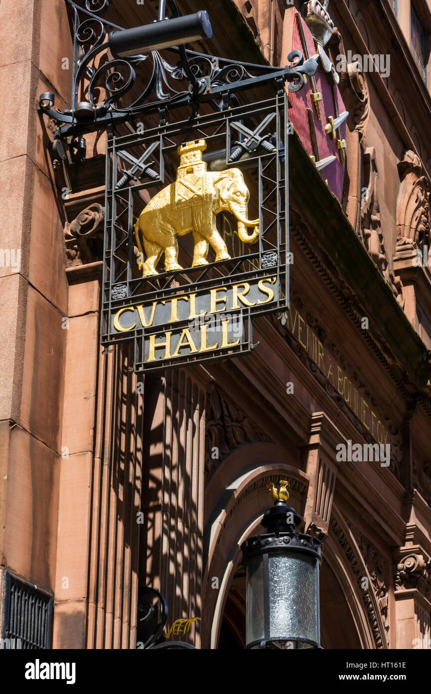 Sign for Cutlers' Hall - the home of the Worshipful Company of Cutlers, one of the Livery Companies of the City of London. Located in Warwick Lane. Stock Photo