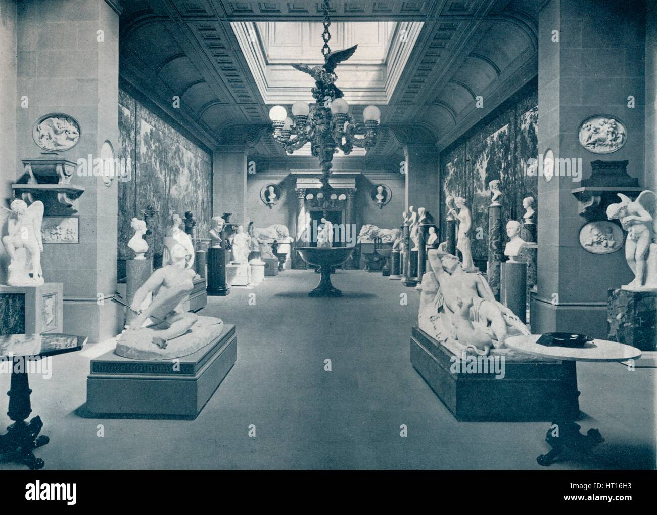 Chatsworth house interior hi-res stock photography and images - Alamy