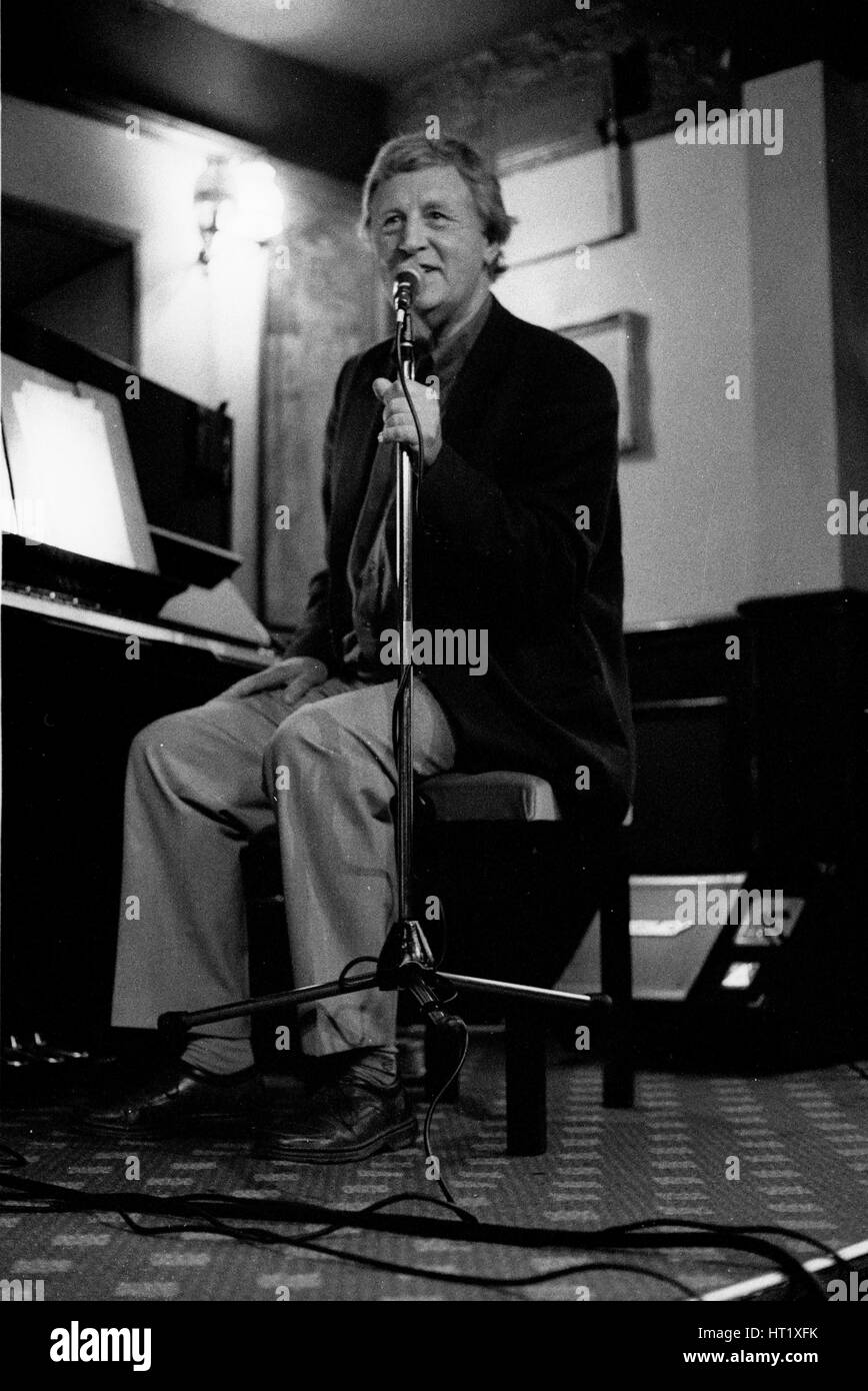 Brian Dee, Watermill Jazz Club, Dorking, Surrey, June 2000. Artist: Brian O'Connor. Stock Photo