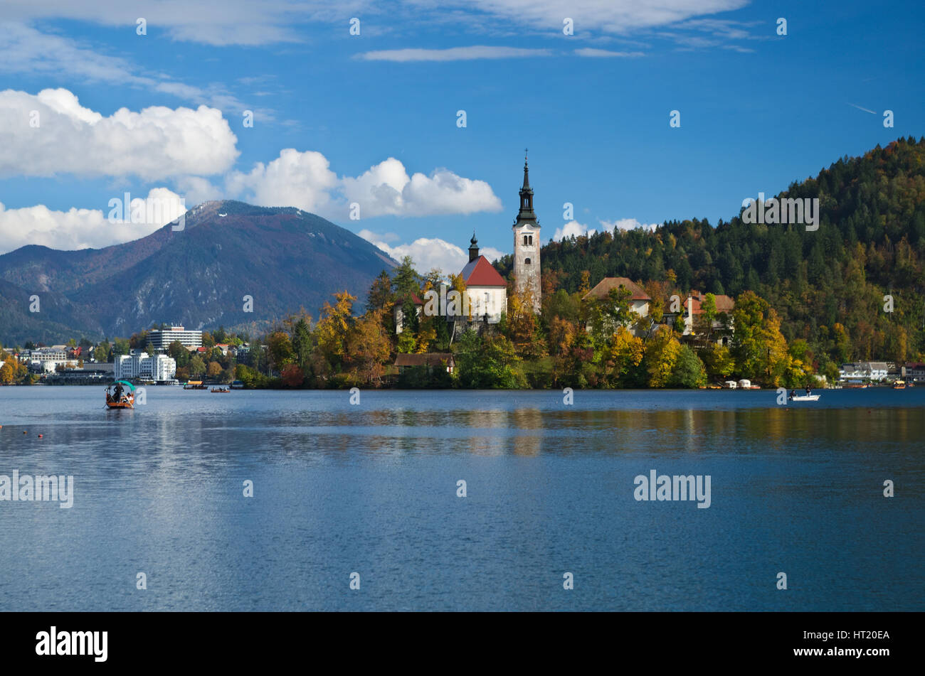 View of the castle and of the Church of the Assumption in the island of the Lake of Bled (Blejsko jezero), Slovenia Stock Photo
