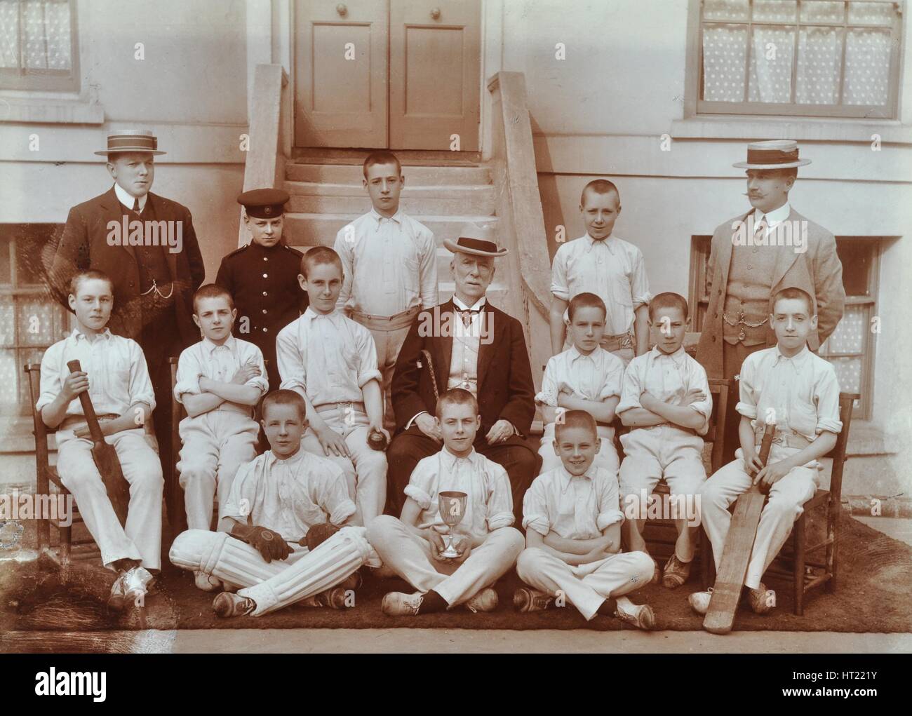 Victorian school children england hi-res stock photography and images ...