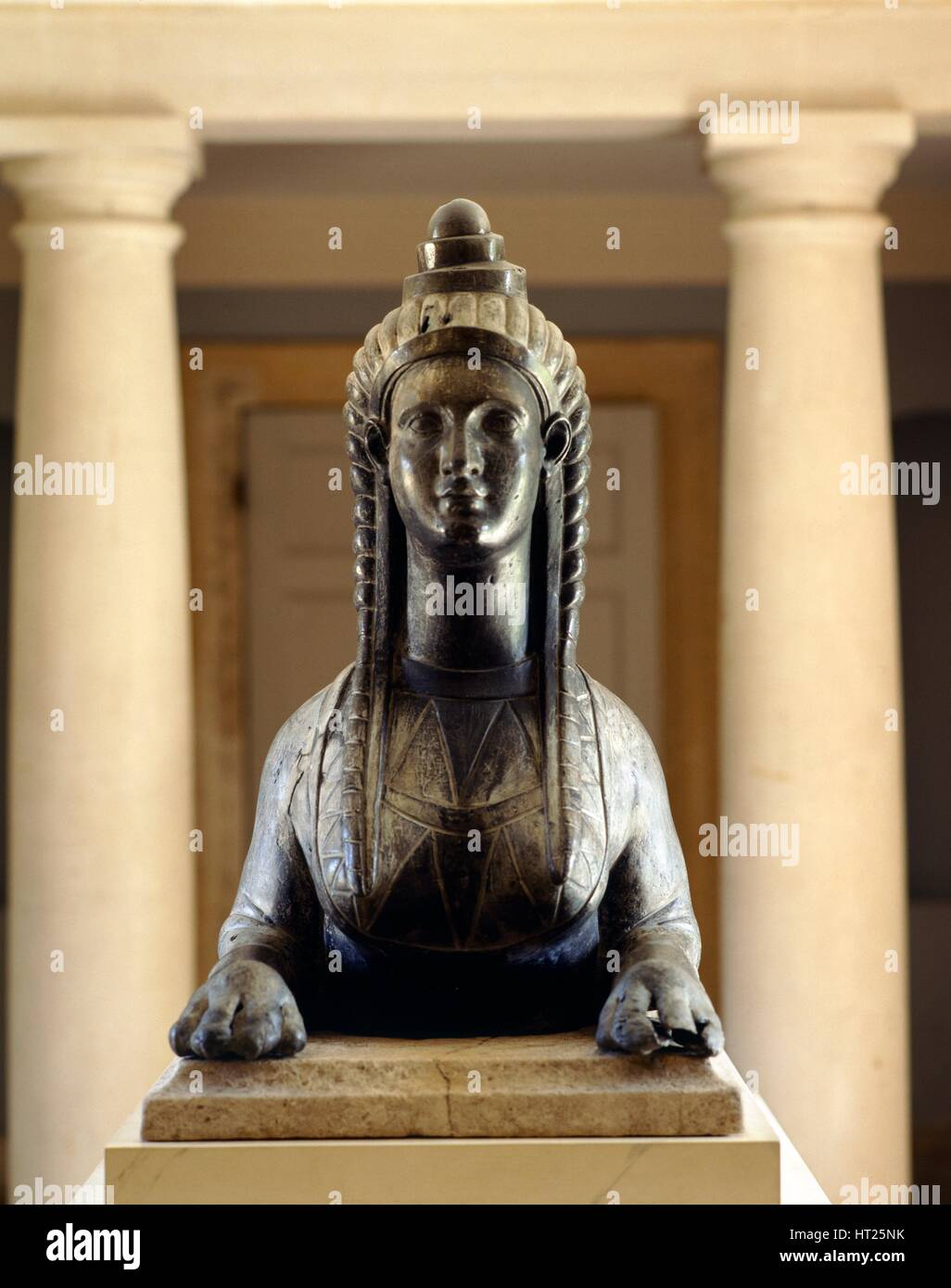 Lead Sphinx By John Cheere On The Ground Floor Of The Link Building Chiswick House London C00s Artist Unknown Stock Photo Alamy