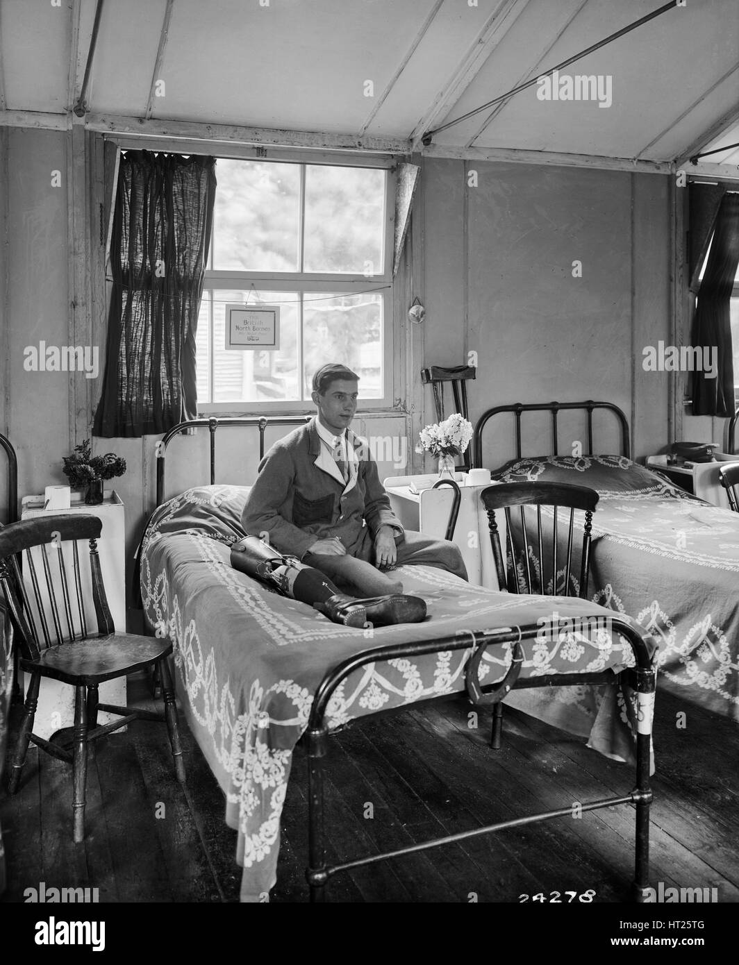 Queen Mary's Hospital, Roehampton, London, January 1918. Artist: H ...