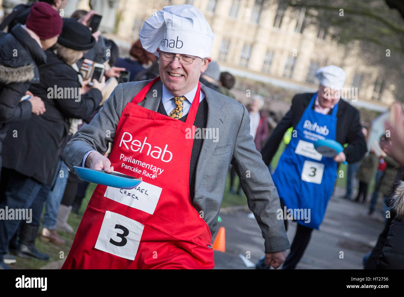 Michael Crick, Political Correspondent, Channel 4 News. MPs, Lords and Media attend the 20th Annual Rehab Parliamentary Pancake Race at Victoria Gardens in Westminster, London, UK. Stock Photo