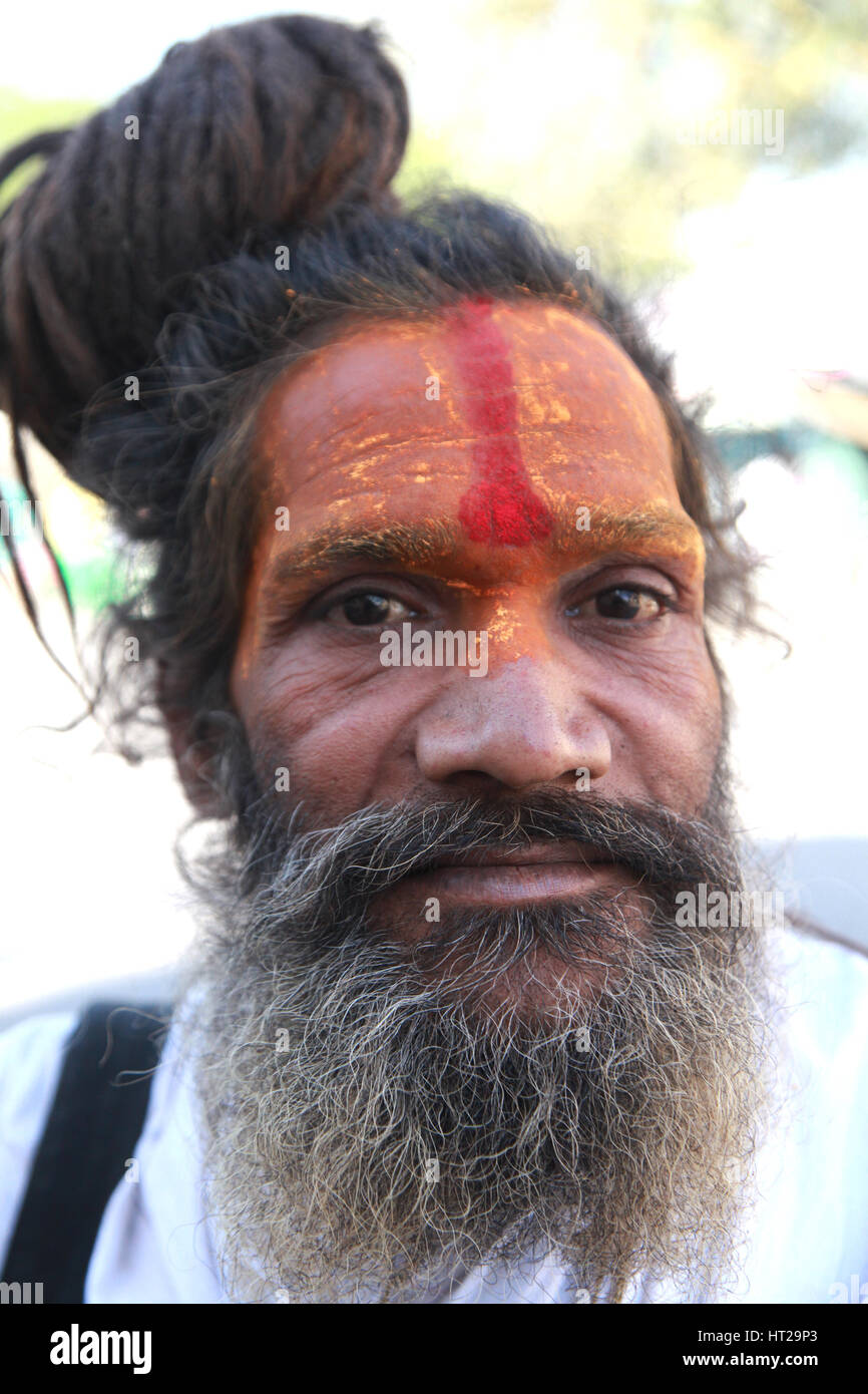 indian-baba-swami-sadhu-holyman-saddhu-in-front-of-temple-in