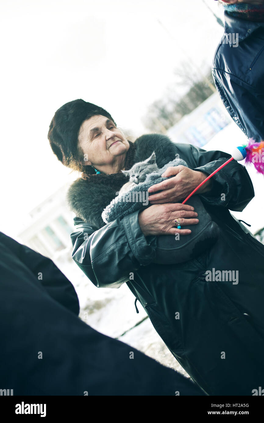 Old lady with cat hires stock photography and images Alamy