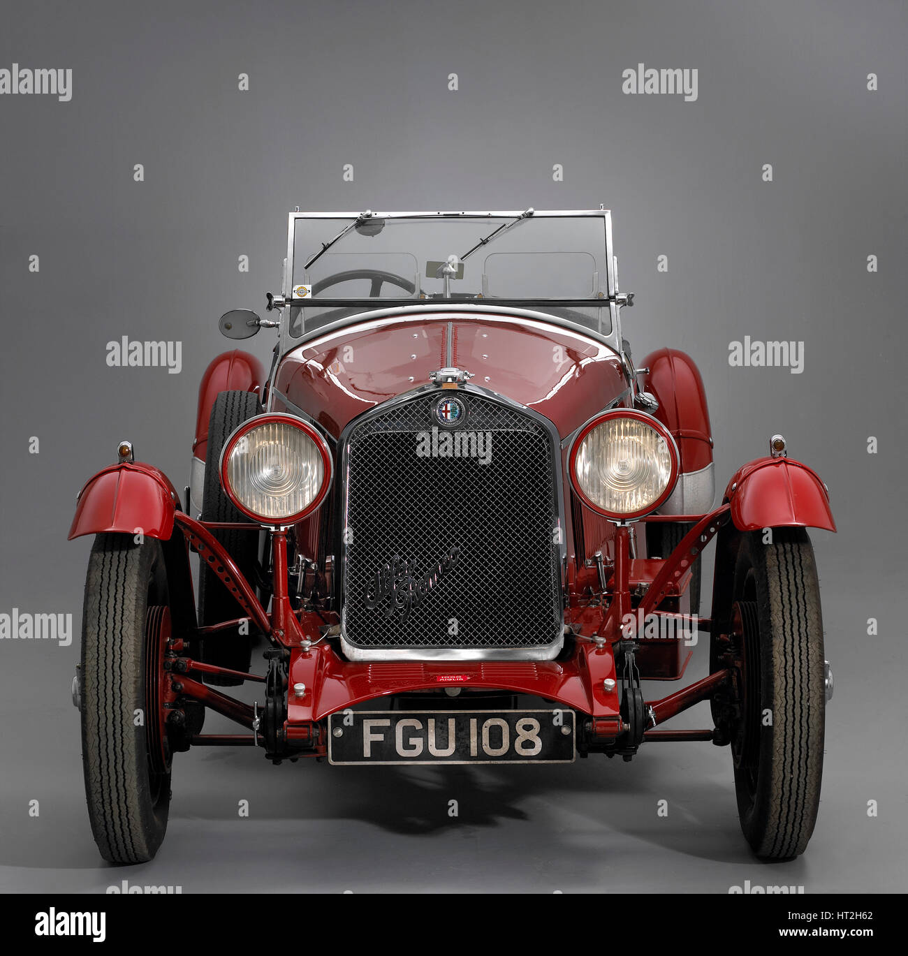 Plaque émaillée Publicitaire YACCO – Alfa Romeo 6C 1750 (neuve)