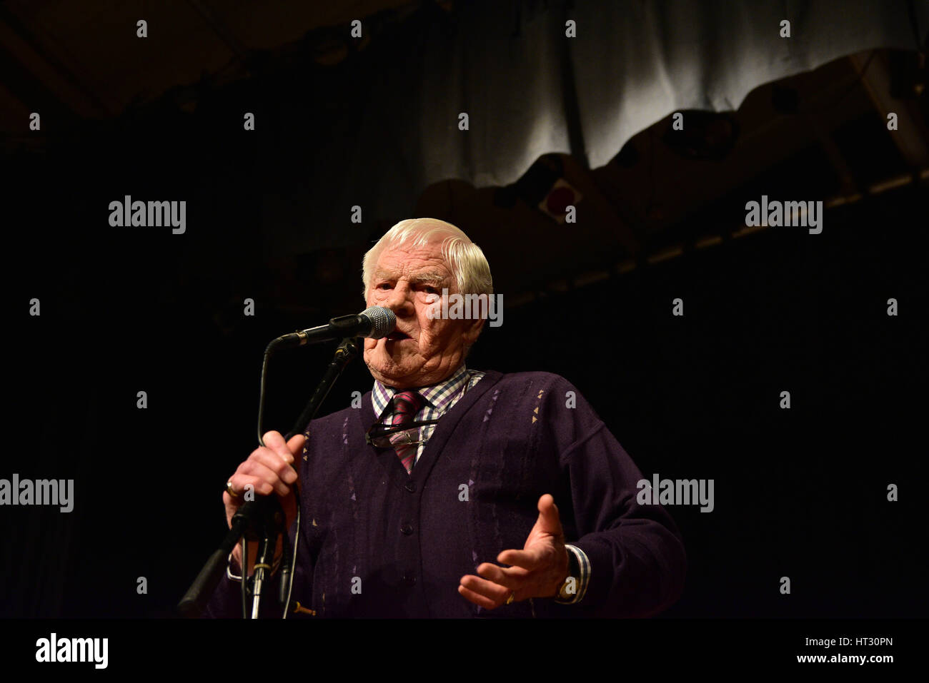 Legendary Irish Country singer Big Tom live on stage during An Evening Country Music stars live concert in memory of Irish Country singer songwriter Gene Stuart in County Tyrone Credit: Mark Winter/Alamy Live News Stock Photo