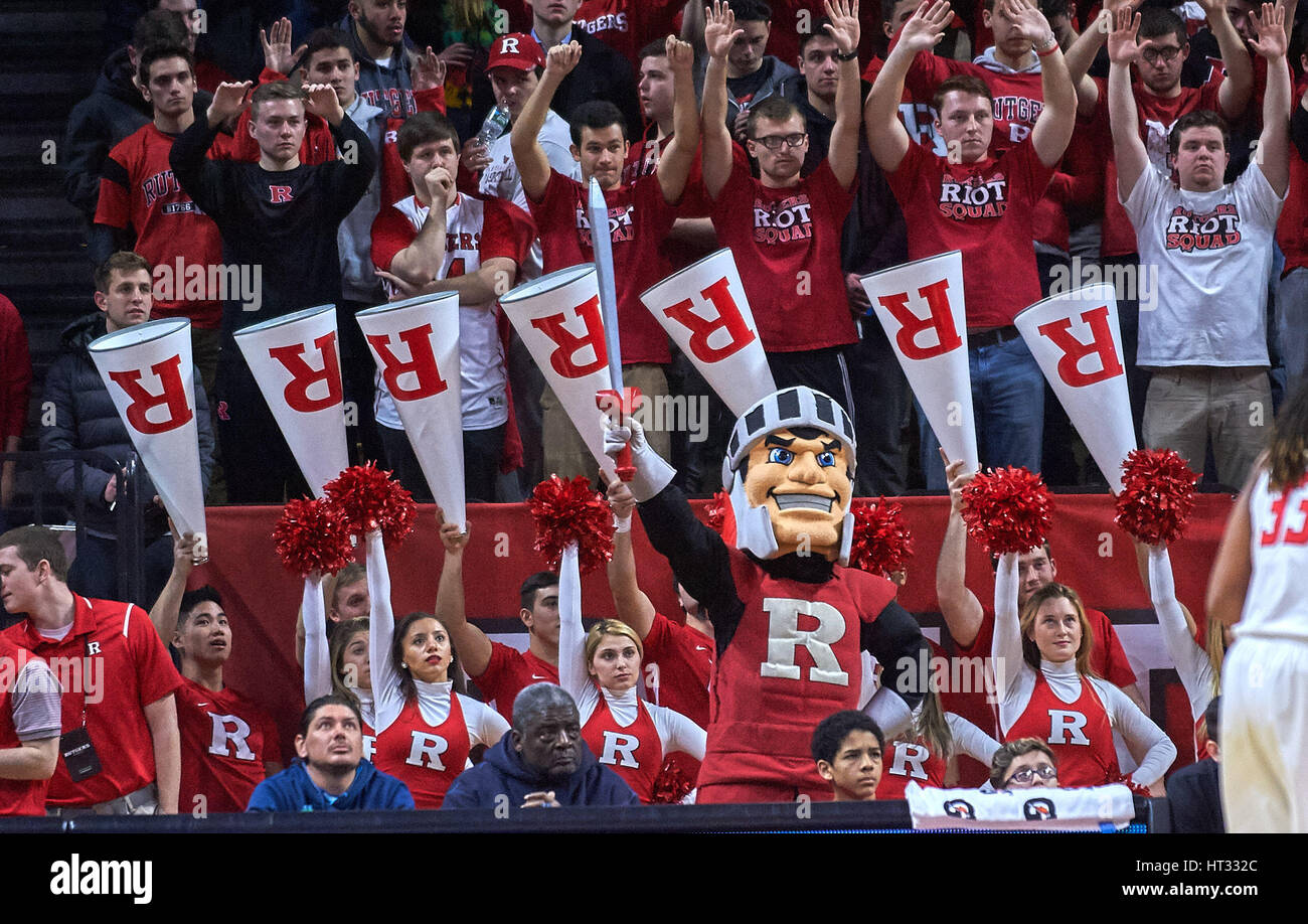 mascota de los caballeros escarlata de rutgers