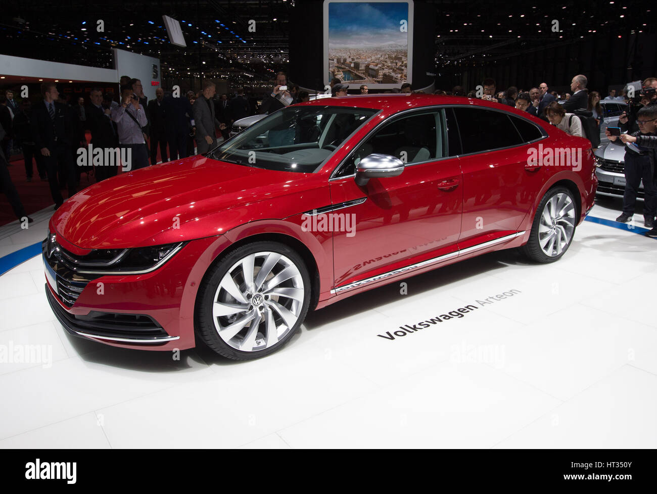 Volkswagen arteon hi-res stock photography and images - Alamy