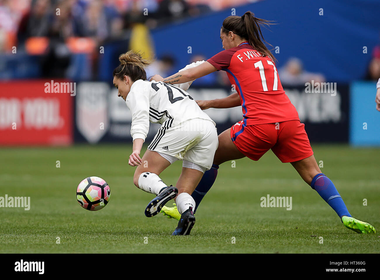 Washington DC, USA. 7th Mar, 2017. English Women's National Team Midfielder #17 Fara Williams knocks down German Women's National Team Goalkeeper #21 Lisa WeiB trying to get the ball during a soccer match as part of the SheBelieve Cup 2017 between Germany and England at RFK Stadium in Washington DC. Germany defeats England, 1-0. Justin Cooper/CSM/Alamy Live News Stock Photo