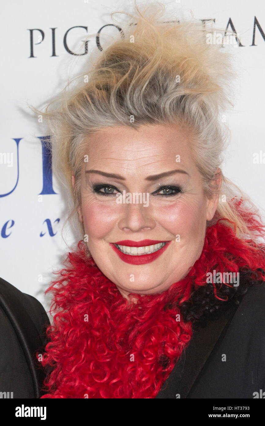 London, UK. 7th Mar, 2017. Singer Kim Wilde. Red carpet arrivals for the Up  Next Gala at the National Theatre. Up Next is a biannual fundrasing gala in  support of NT Learning.