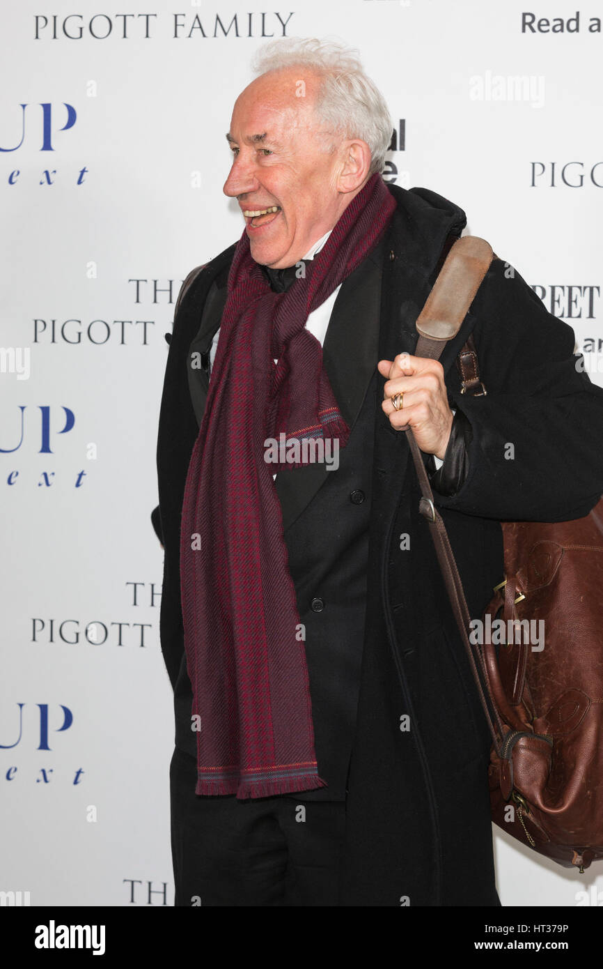 Actor Simon Callow High Resolution Stock Photography and Images - Alamy