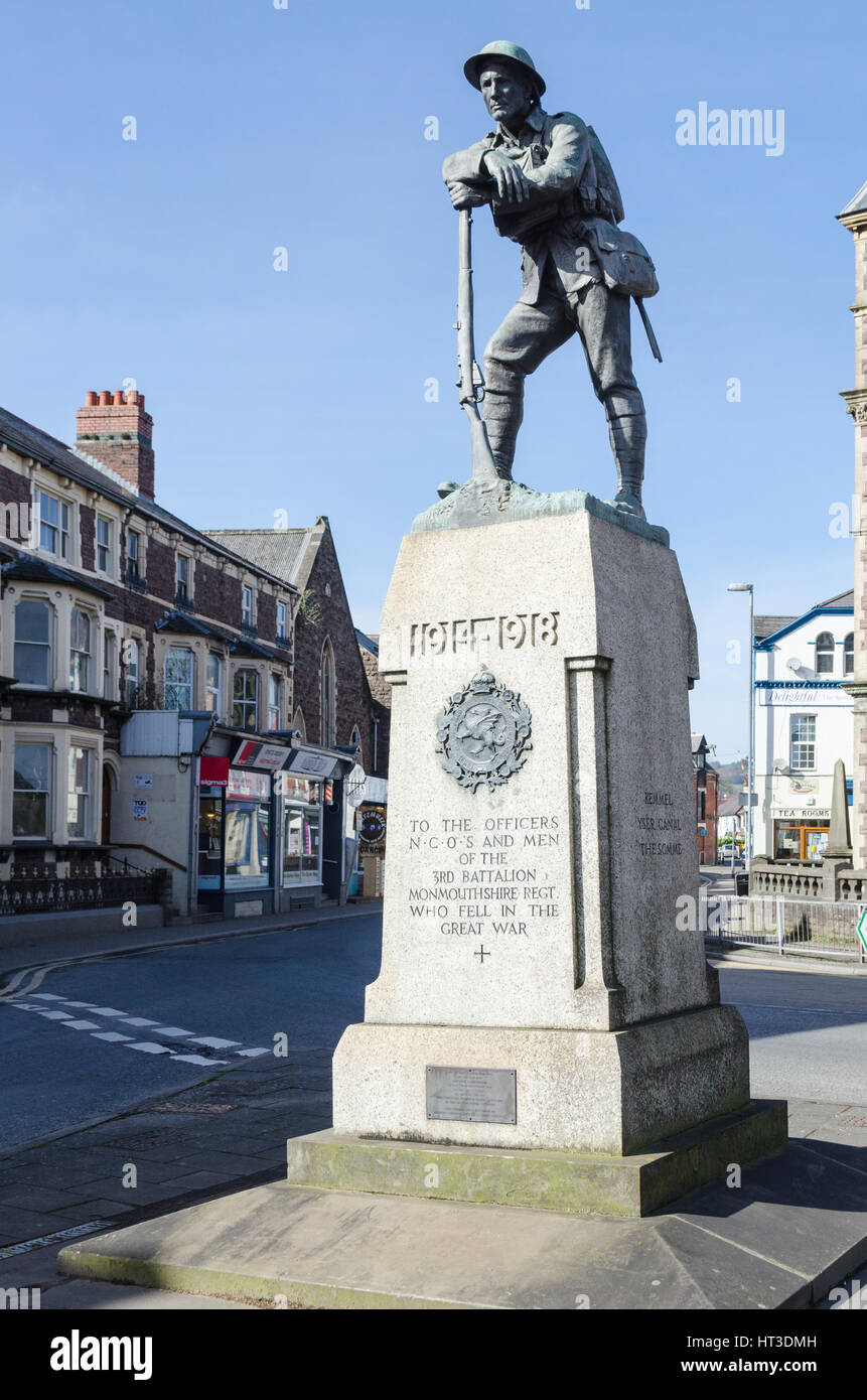 World War 1 memorial in the Welsh town of Abergavenny remembering soldiers from the 3rd Battalion Monmouthshire Regiment Stock Photo