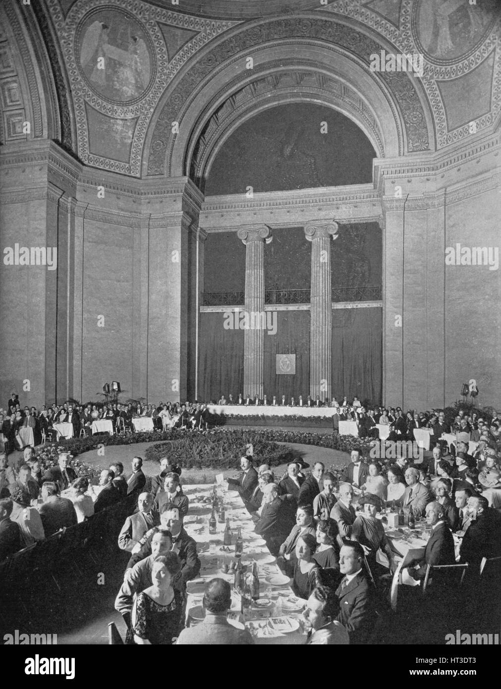 American Institute of Architects banquet, Old Fine Arts Building, Chicago, Illinois, 9 June 1922. Artist: Unknown. Stock Photo