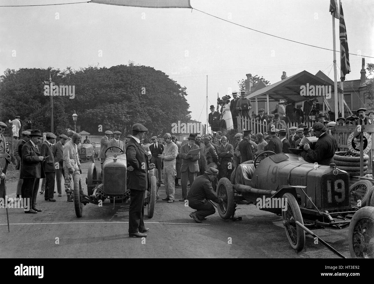 Minerva and Straker-Squire cars at the RAC Isle of Man TT race, 10 June 1914. Artist: Bill Brunell. Stock Photo