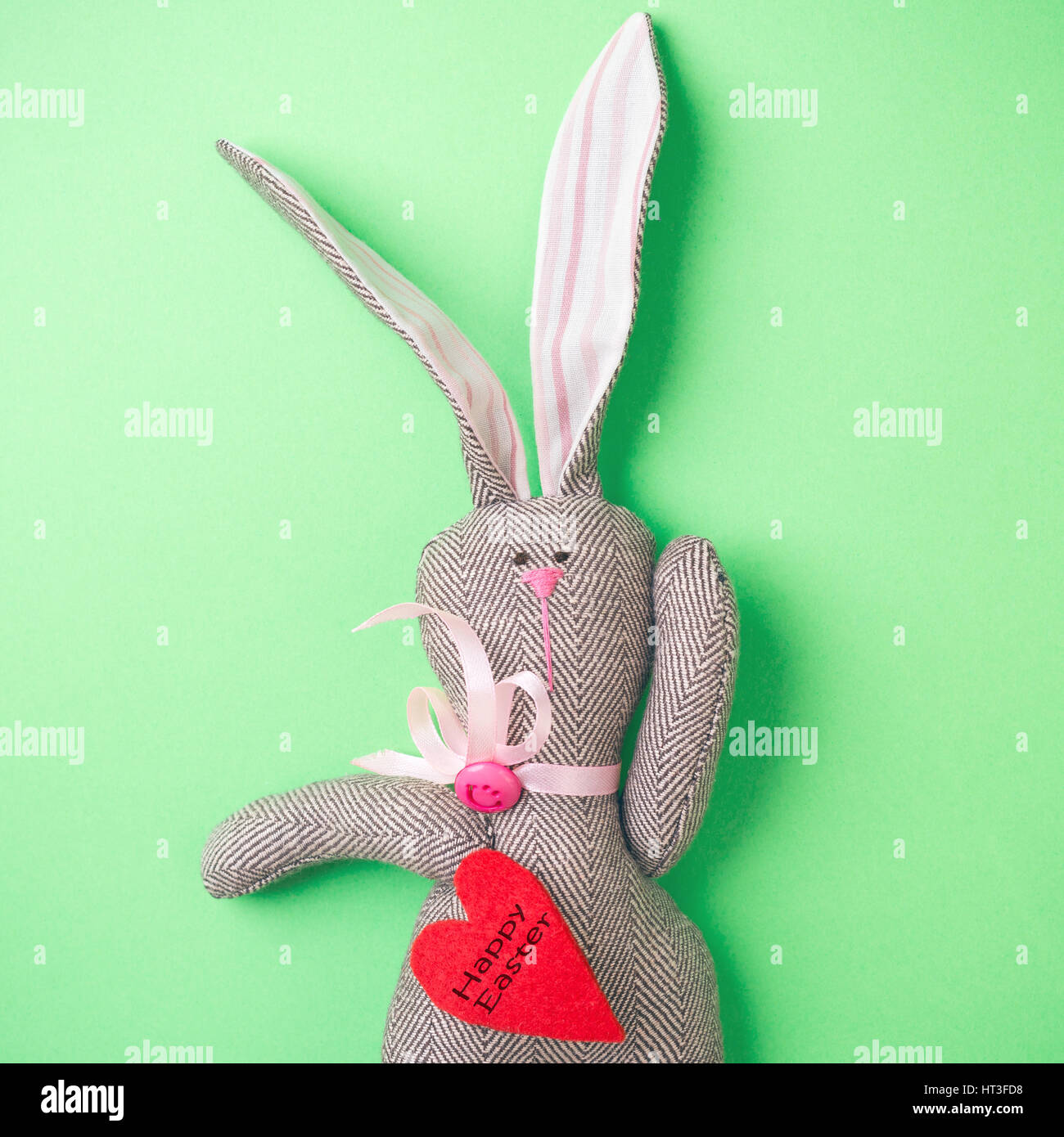 Bunny with heart hi-res stock photography and images - Alamy